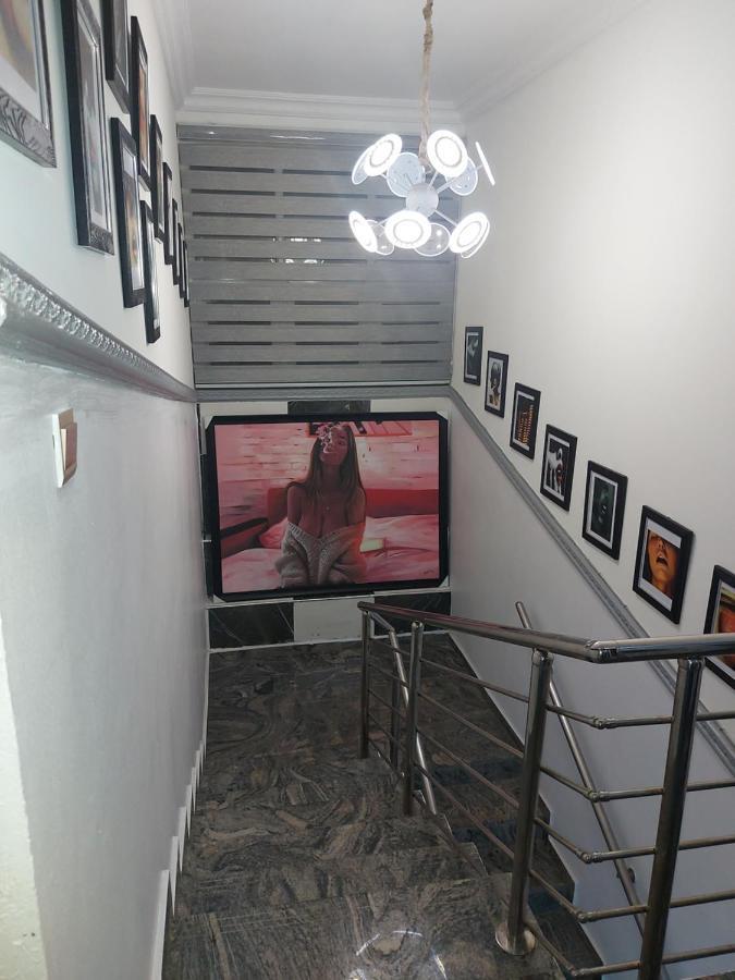 Rush Hotel & Apartments Lagos Exterior photo